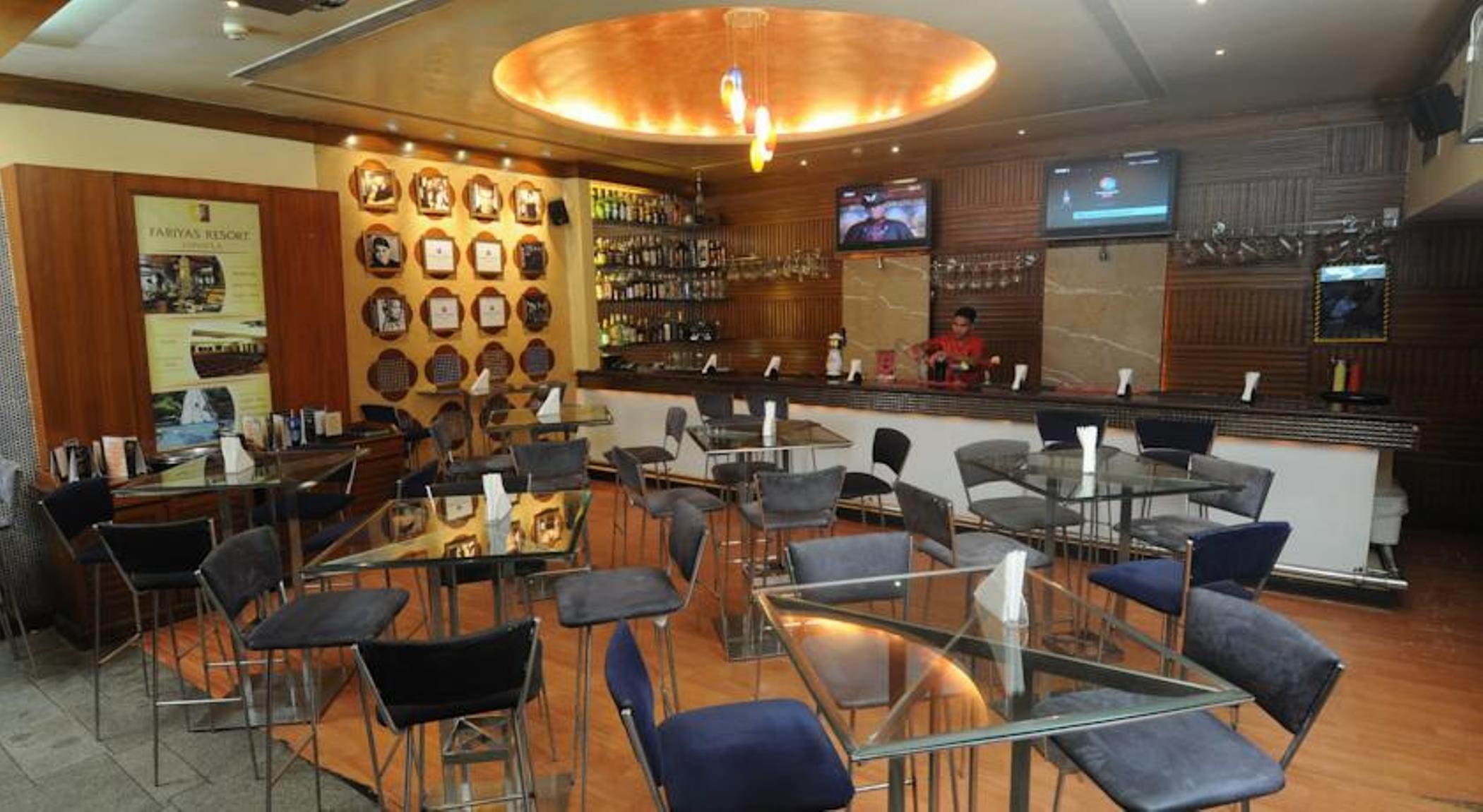 Fariyas Hotel Mumbai , Colaba Exterior photo