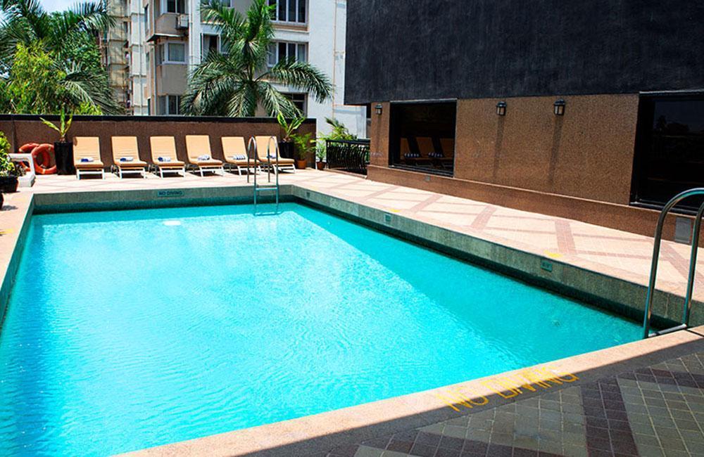 Fariyas Hotel Mumbai , Colaba Exterior photo