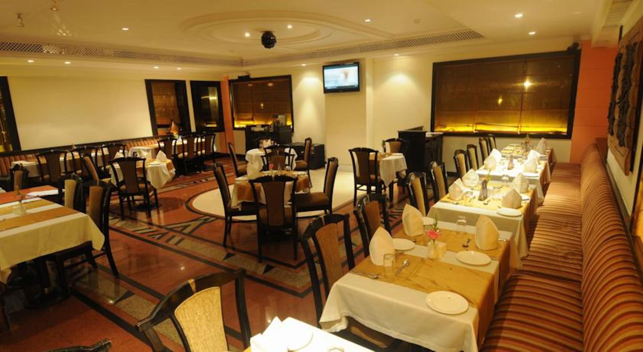 Fariyas Hotel Mumbai , Colaba Exterior photo