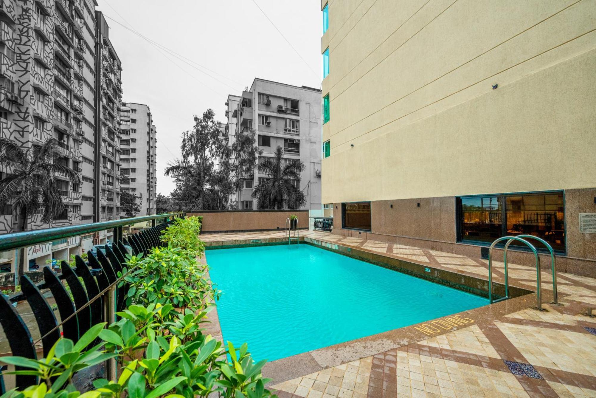 Fariyas Hotel Mumbai , Colaba Exterior photo