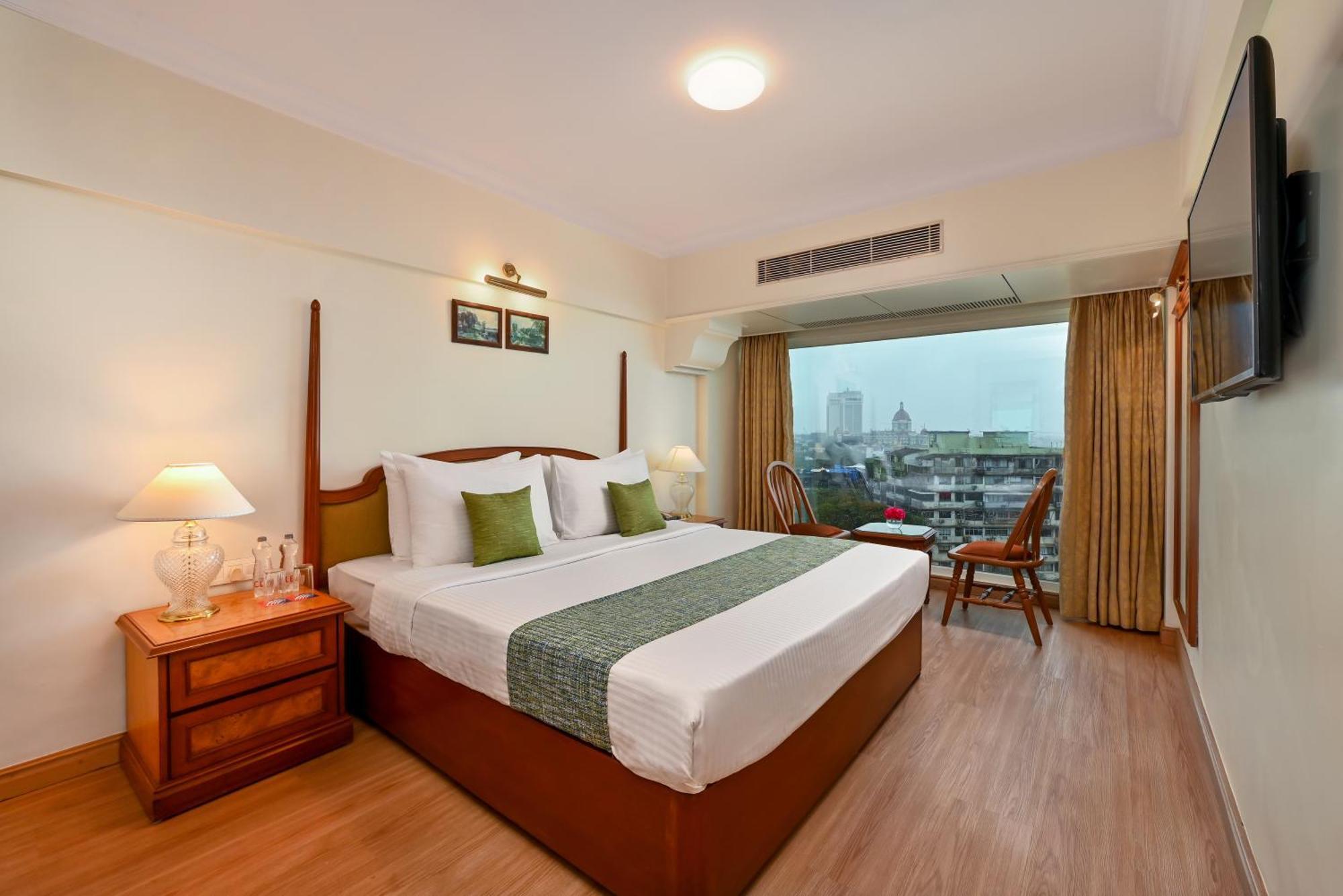 Fariyas Hotel Mumbai , Colaba Exterior photo