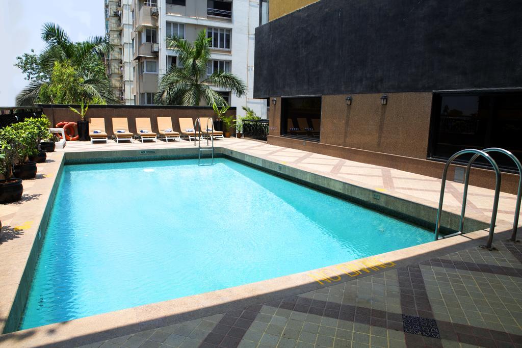 Fariyas Hotel Mumbai , Colaba Exterior photo